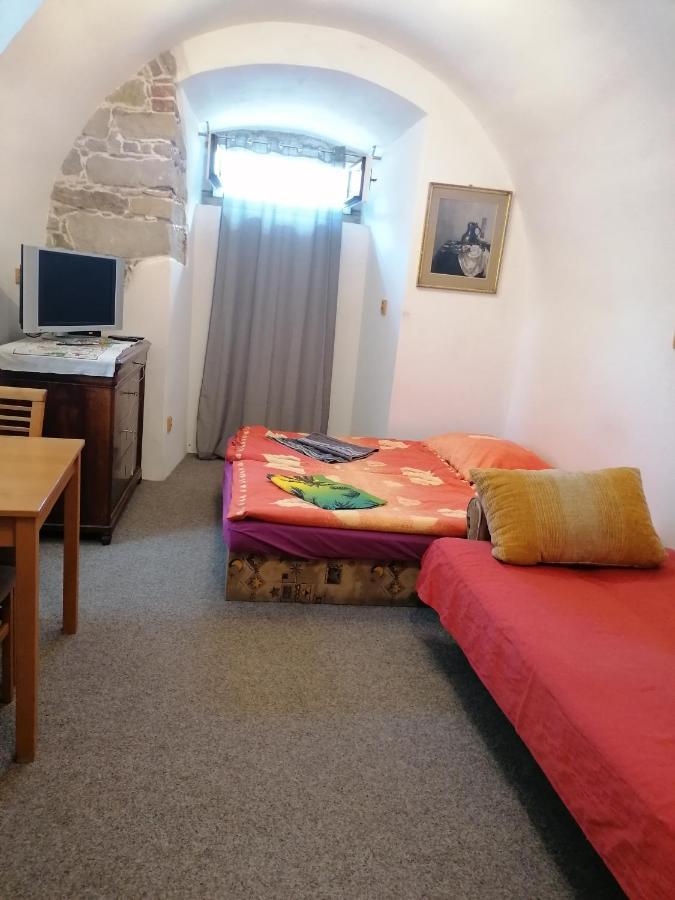 Hotel Fara Choustníkovo Hradiště Exteriér fotografie